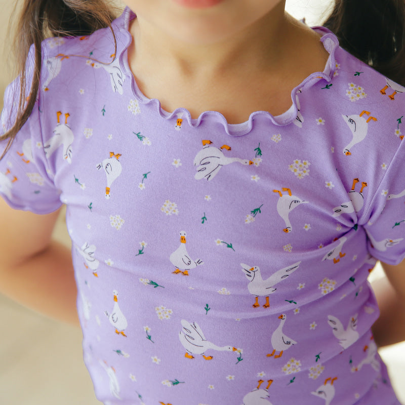Short sleeve shirring purple duck