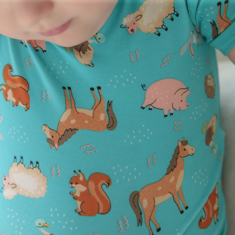 Short sleeve animal farm