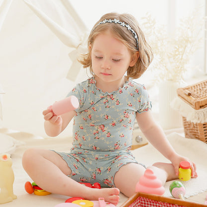 Short-sleeved flower shirring